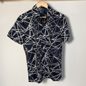 Perry Ellis Geometric Button Up